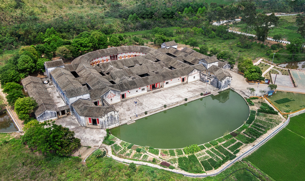 梅州围龙屋(磐安围)   (欧泳  摄).jpg