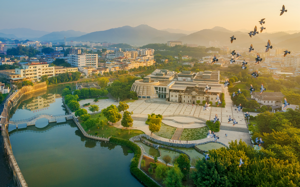 中国客家博物馆(国家一级馆)  (连志城  摄).png