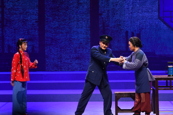 粤剧《红灯记》选段——痛说革命家史 表演:黎骏声.jpg