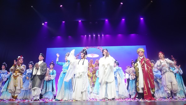 《白蛇传·情》剧照 (10).jpg